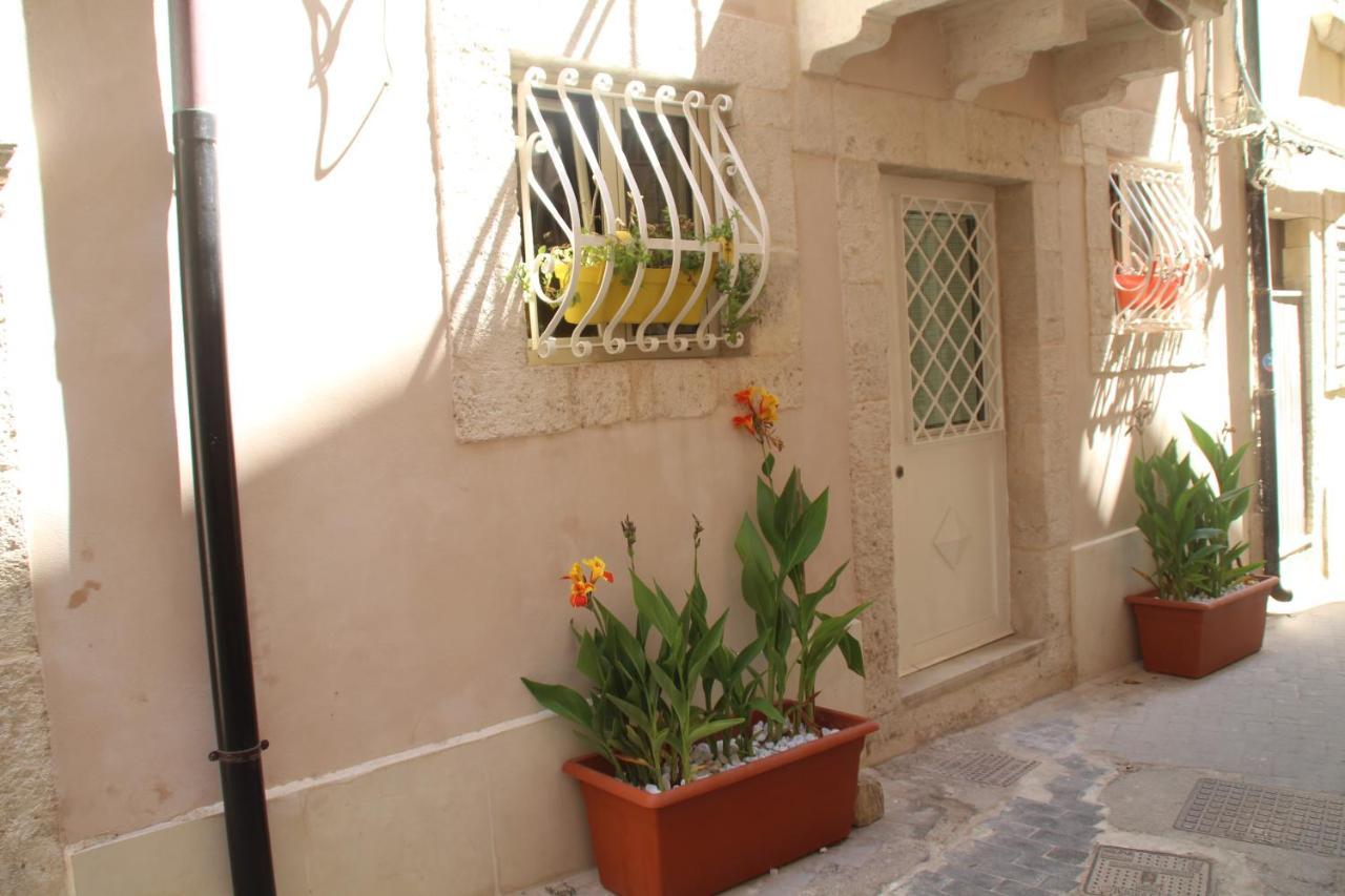 فيلا سيراكوزافي Casa Dei Cocci المظهر الخارجي الصورة